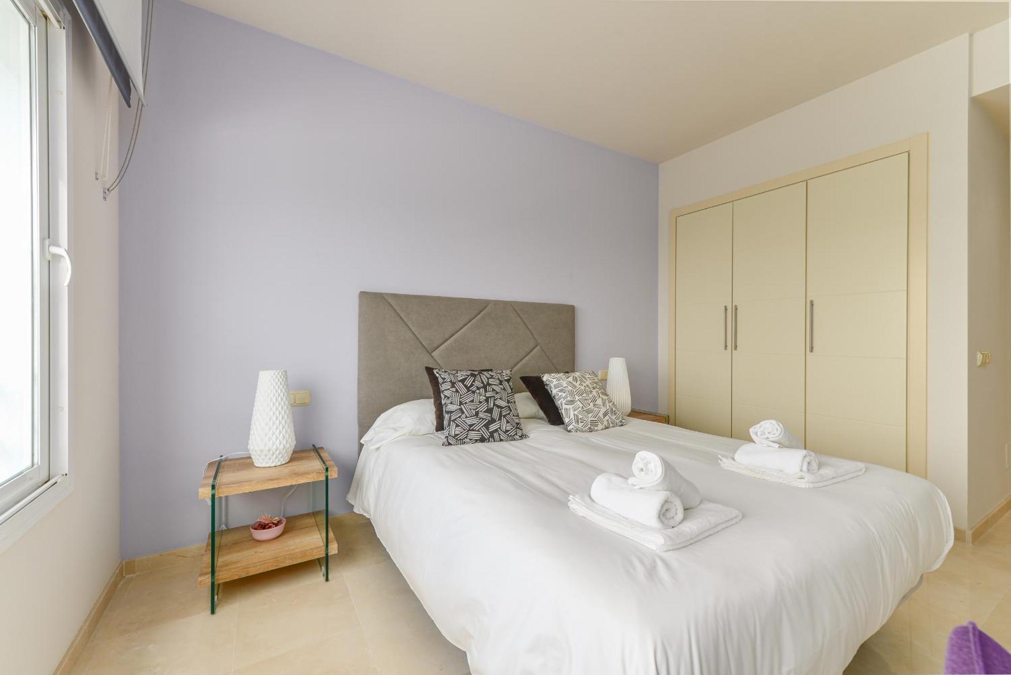 Alcazaba Lagoon 2425 Luxury Private Beach 에스테포나 외부 사진