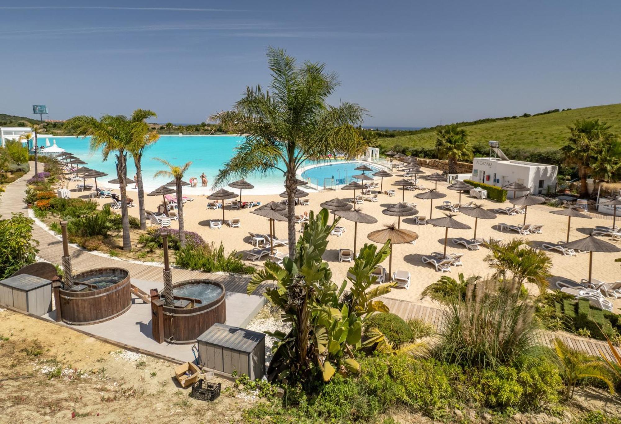 Alcazaba Lagoon 2425 Luxury Private Beach 에스테포나 외부 사진