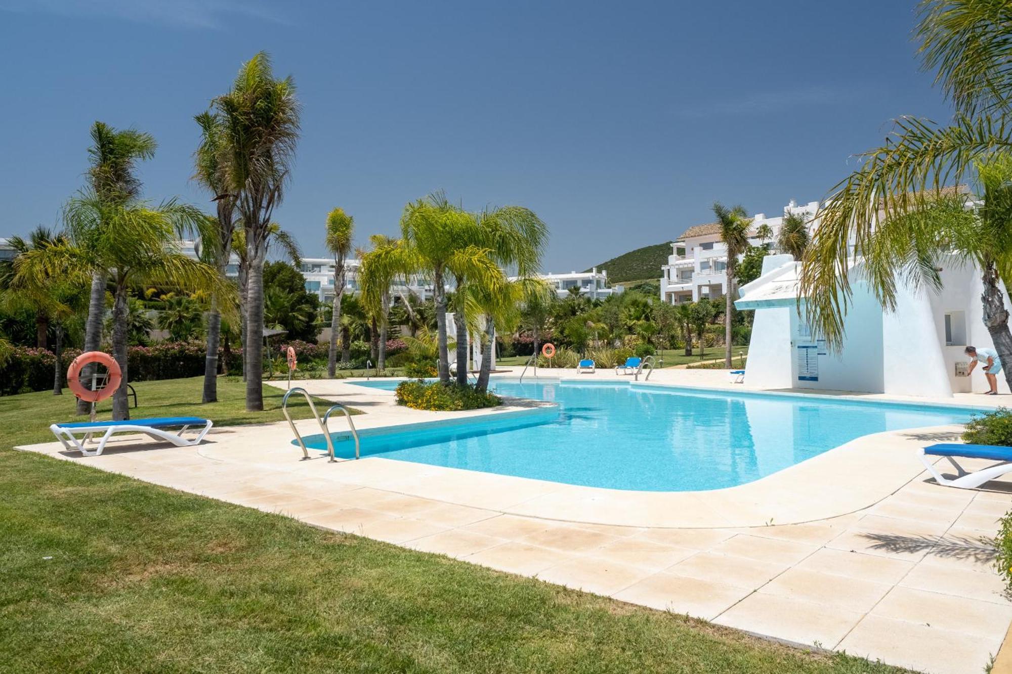 Alcazaba Lagoon 2425 Luxury Private Beach 에스테포나 외부 사진